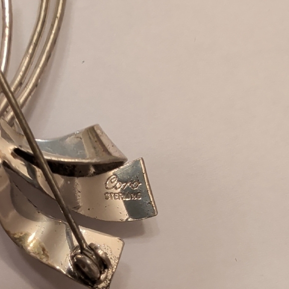 Coro Sterling Silver Brooch - Picture 4 of 7
